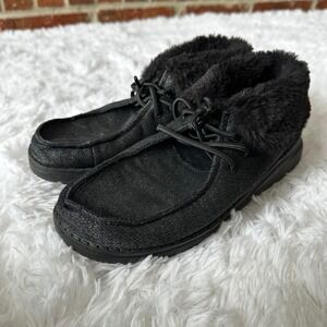 HeyDude Kids Black Sparkle‎ Faux Fur Lined Shoes Loafers Boots Toddler Size 2